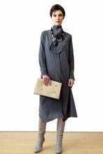 画像をギャラリービューアに読み込む, シルクサテン 124250412